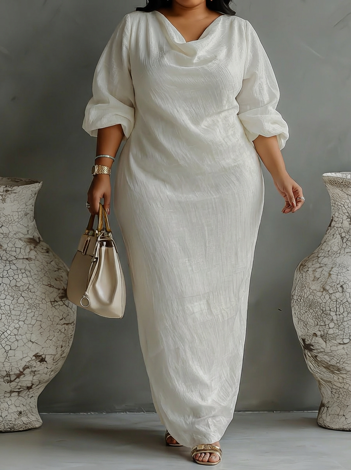 Elegant Flödande Klänning i Elfenben Vitt med Off-Shoulder
