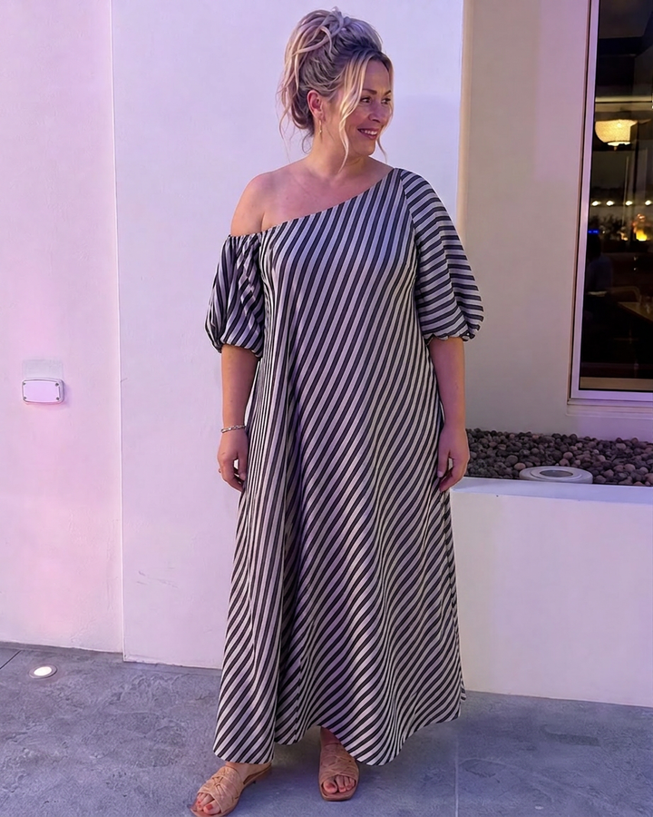 Seraphina | Randig Off Shoulder Puffärmad Midiklänning