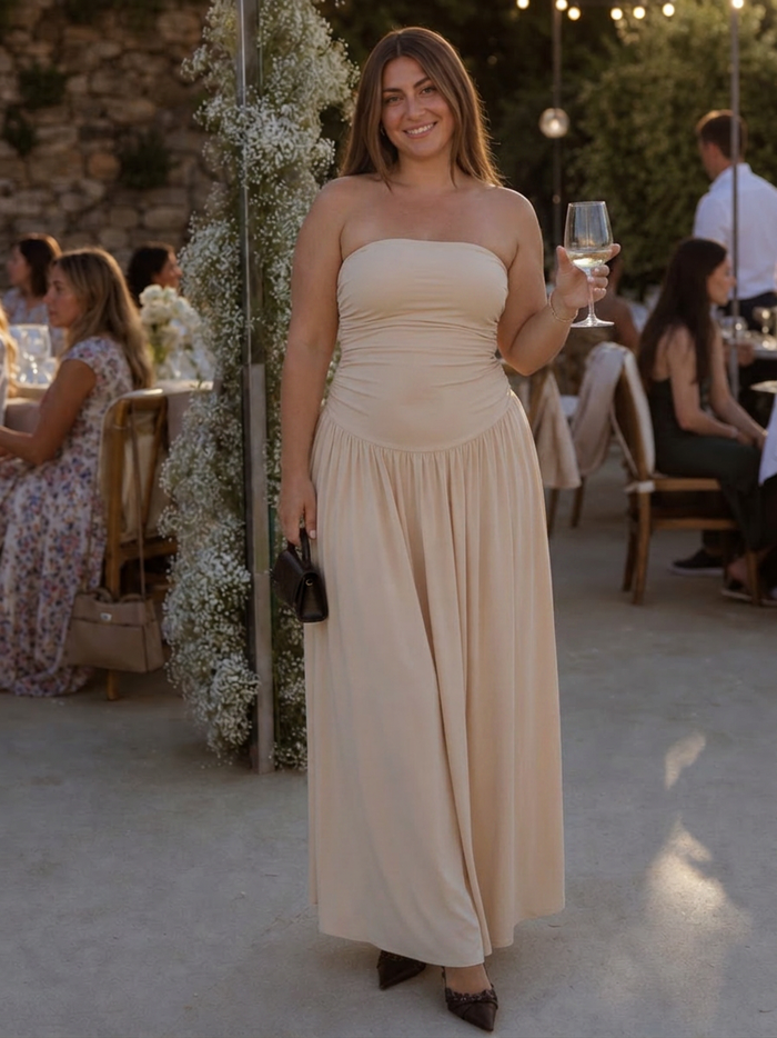 Clemence | Strapless Rynkad Bodice Midi Klänning
