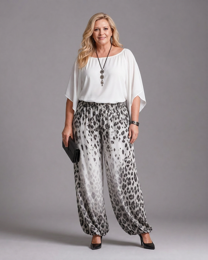 Vienne | Flödande Chiffon Topp Och Tryckta Vida Byxor Set