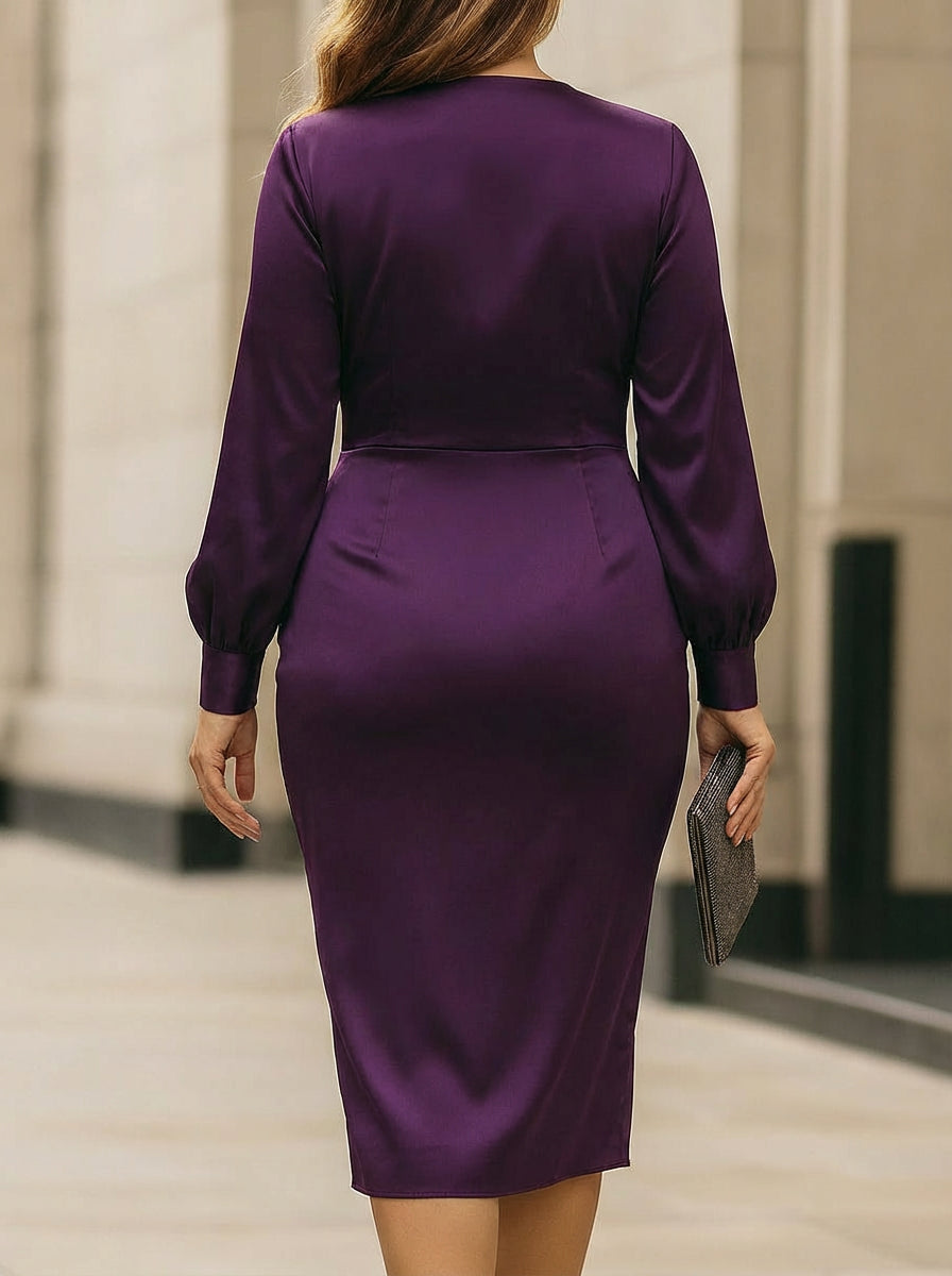 Soleil | Djuplila Satin Wrap Midi Klänning