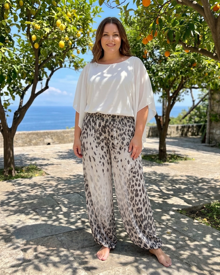 Vienne | Flödande Chiffon Topp Och Tryckta Vida Byxor Set