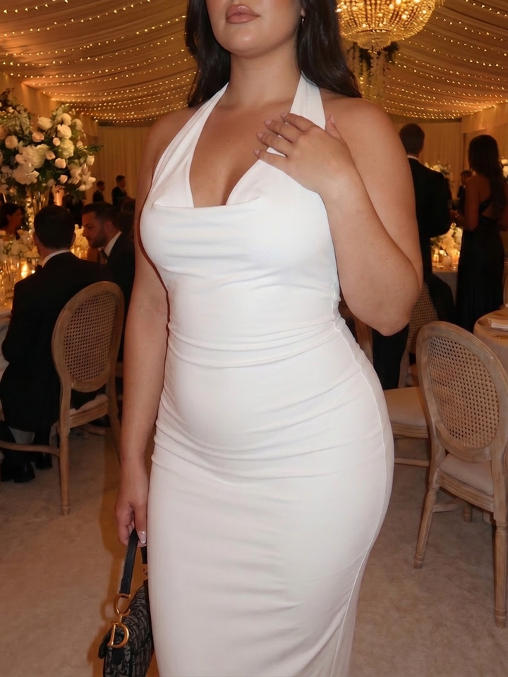 Ingrid | Halterneck Fitted Silhouette Midi Klänning