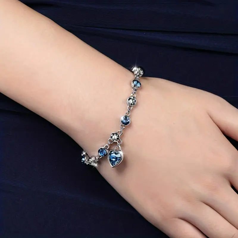 Heledd Heart Glow Armband | Vitt Guld