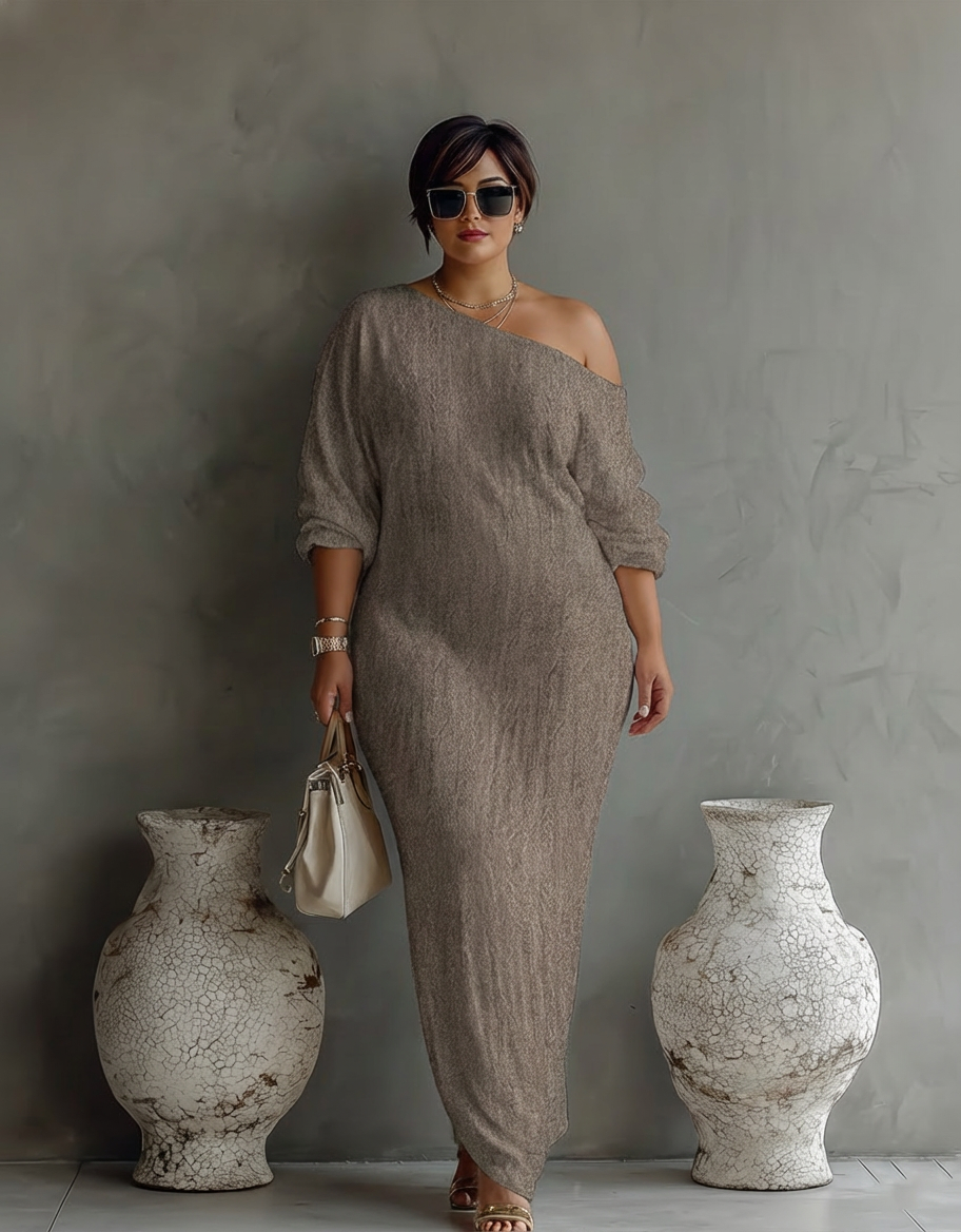 Elegant Flödande Klänning i Elfenben Vitt med Off-Shoulder