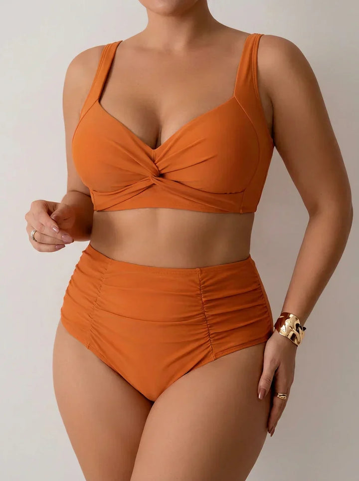 Ingrid | Bandeau Bikini med Samlad Tyg