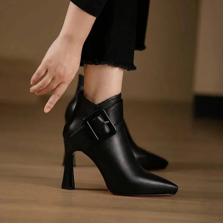 Tova Boots - Aveline med Spänne